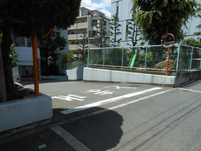 【駐車場】 | 千里ロイヤルマンション
