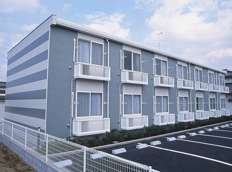 レオパレスれんげそうの外観