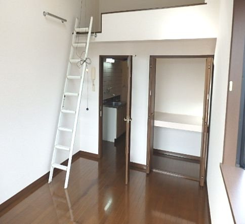 【居間・リビング】カサフロール壱番館
