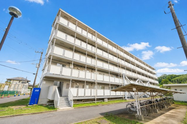 ビレッジハウス迎田2号棟の外観|物件、駅でお待ち合わせでのご案内歓迎！