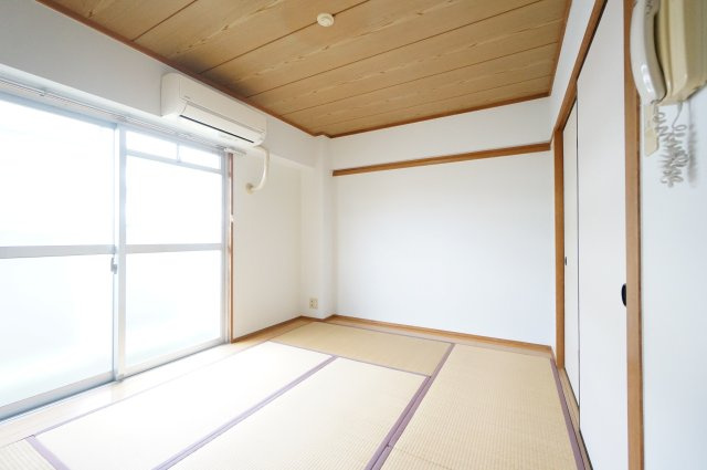 ビレッジハウス迎田2号棟の和室|物件、駅でお待ち合わせでのご案内歓迎！