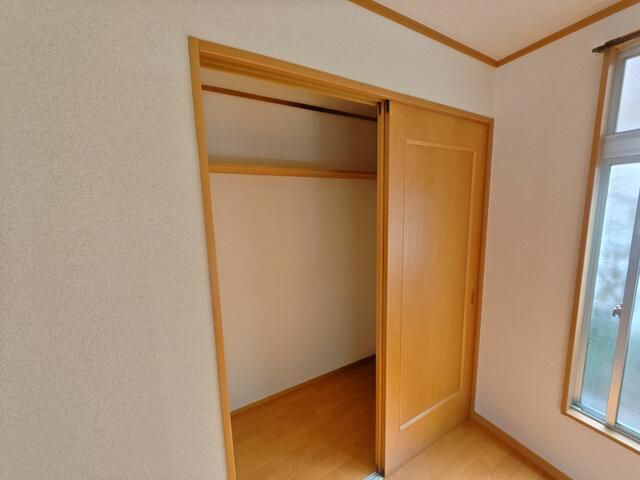 光ハイツの寝室