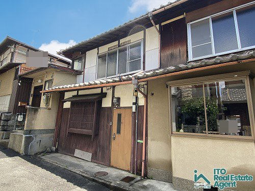 鹿ケ谷西寺ノ前町 中古テラス(D号地)の外観