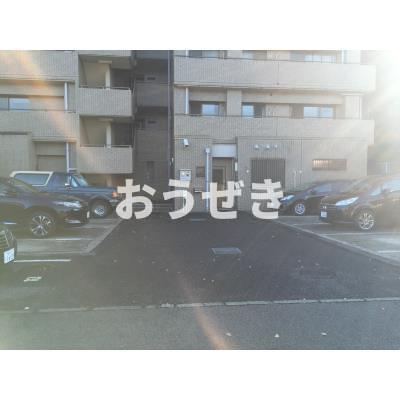 パティオ本牧の駐車場