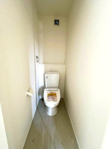 久留米市南４丁目の新築一戸建のトイレ
