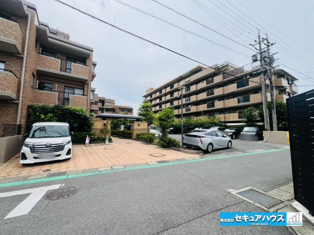 シャトレー刈谷ウイングの外観|事前予約にて現地ご見学いただけます！お気軽にお問い合わせください♪
■株式会社　セキュアハウス　豊明店■
住宅ローンに強く、知識、経験豊富なスタッフ在籍
お客様に寄り添い、ご成約後もサポート致します。