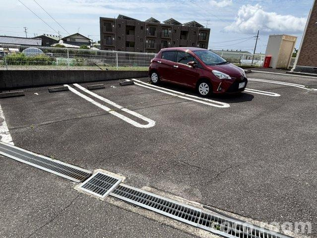 グリーンポケット　Ａの駐車場