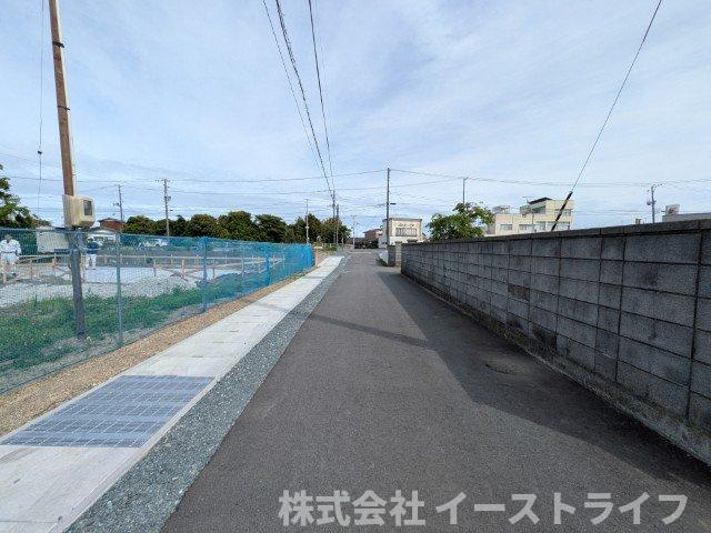 【新築戸建】【家具＆LDKエアコン付】　いわき市四倉町上仁井田2期　長期優良住宅の前面道路含む現地写真|北東側3.44ｍ公道