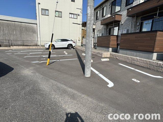 サンスベリアの駐車場