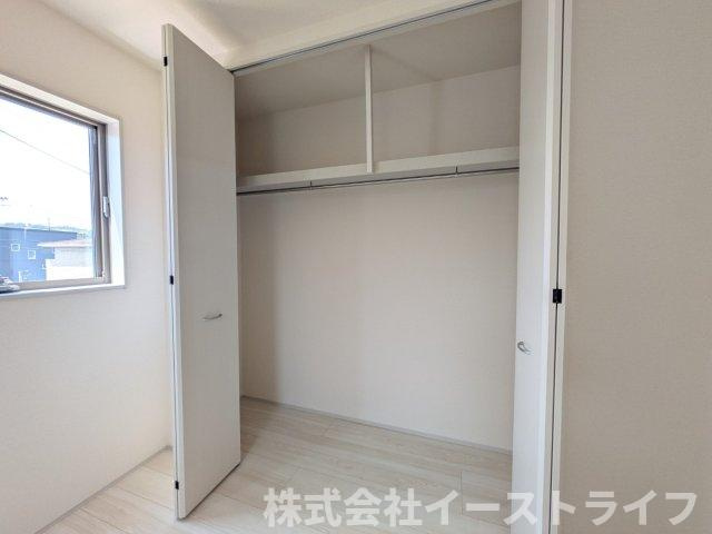 【新築戸建】　いわき市平赤井2期　長期優良住宅　全1棟の収納|クローゼットが完備されていることで、収納家具等の購入費用を抑えることができます！