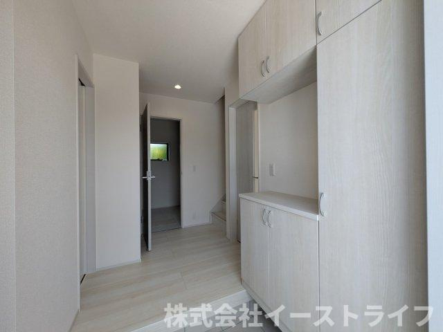 【新築戸建】　いわき市平赤井2期　長期優良住宅　全1棟の玄関|玄関から直接洗面所に行ける間取りなので、部屋に埃を持ち込みません！