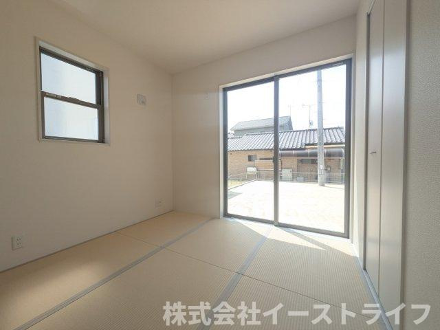 【新築戸建】　いわき市平赤井2期　長期優良住宅　全1棟の和室|リビング隣の和室は来客時に重宝します！