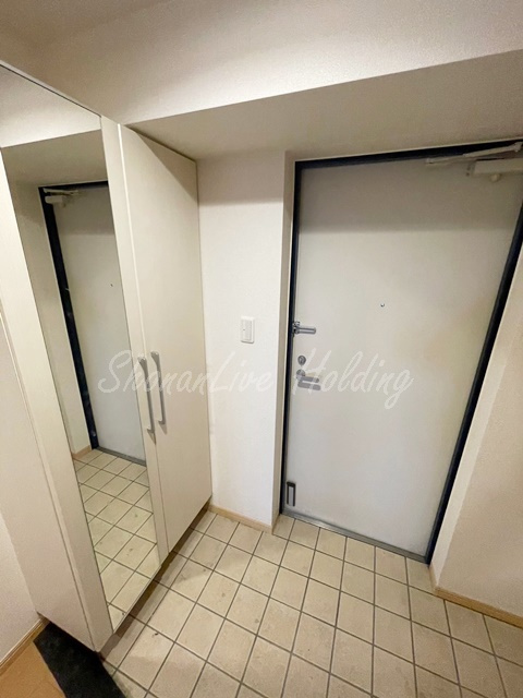 大和市桜森２丁目の賃貸マンションの玄関