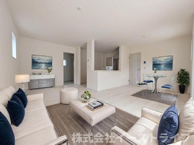 【新築戸建】　いわき市自由ヶ丘4期　長期優良住宅　全2棟の居間・リビング|1号棟のLDKに家具を配置したイメージ画像です。※本画像はCGで作成しており、実際に現地に 家具は置かれておりません。また、価格に 家具は含まれておりません。