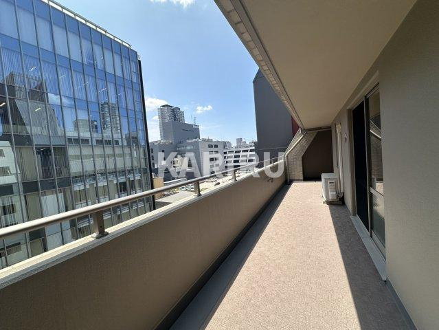 ダイドーメゾン大阪御堂筋のバルコニー
