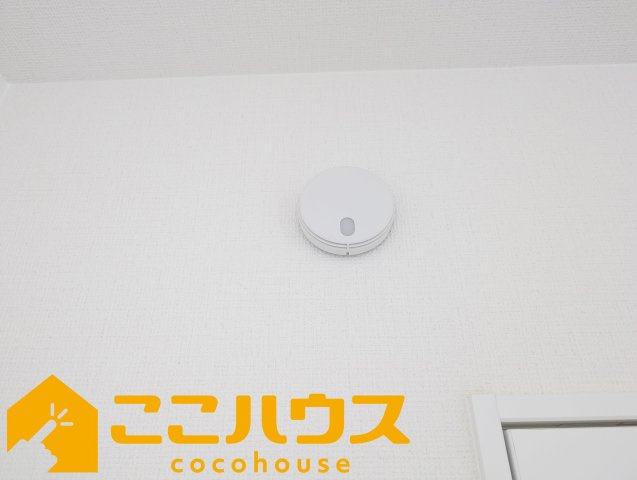 沖縄市知花1丁目273番　新築戸建て　全5棟　B号棟の設備|火災報知器