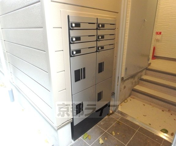 Dolce御所西のその他共用部分|宅配ボックス