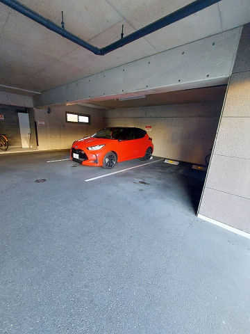 コルテリベロの駐車場