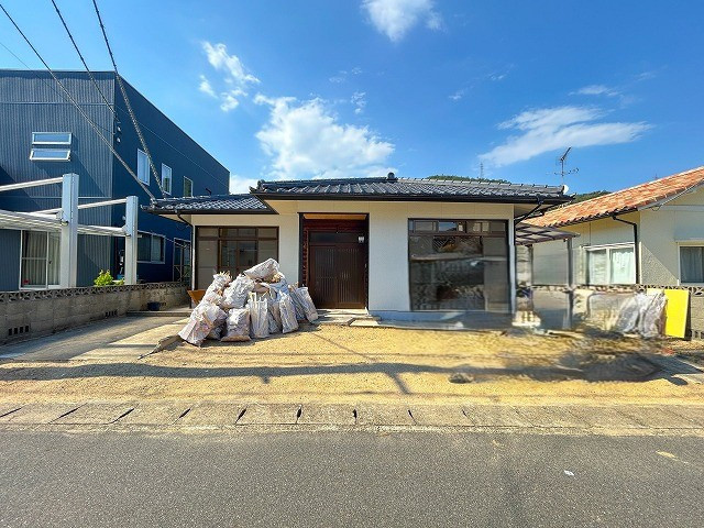 玉野市御崎２丁目の中古一戸建