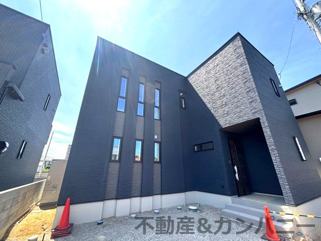 タマタウン市坪南1号棟　松山市市坪南2丁目の新築戸建