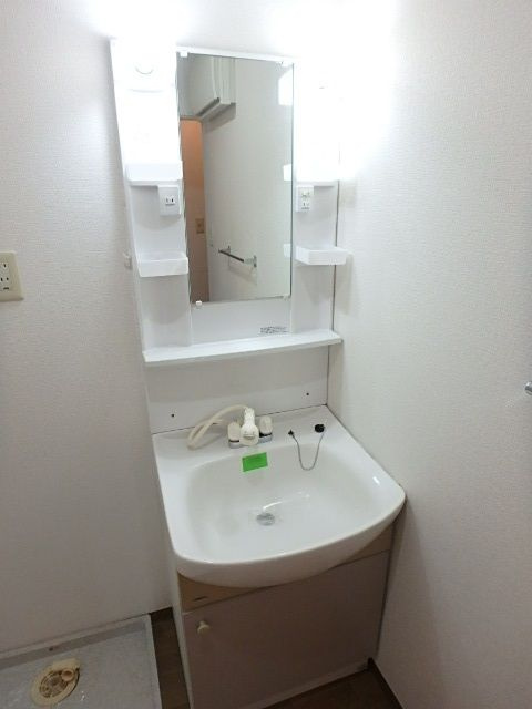 テラスルミエールの独立洗面台