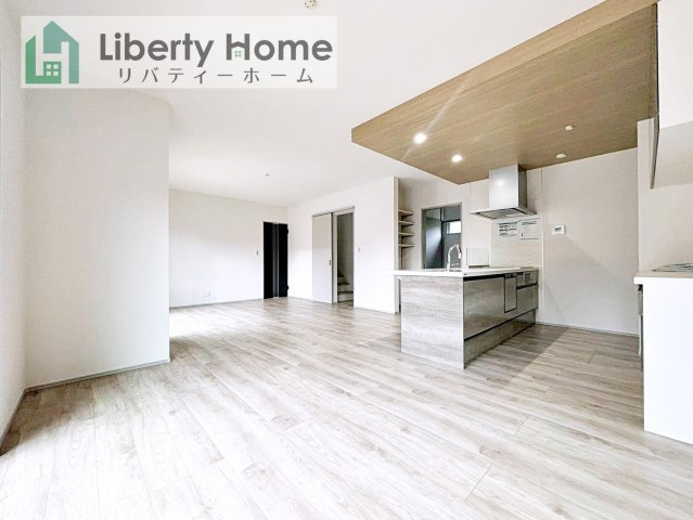 土浦市高岡　新築戸建　1号棟の居間・リビング