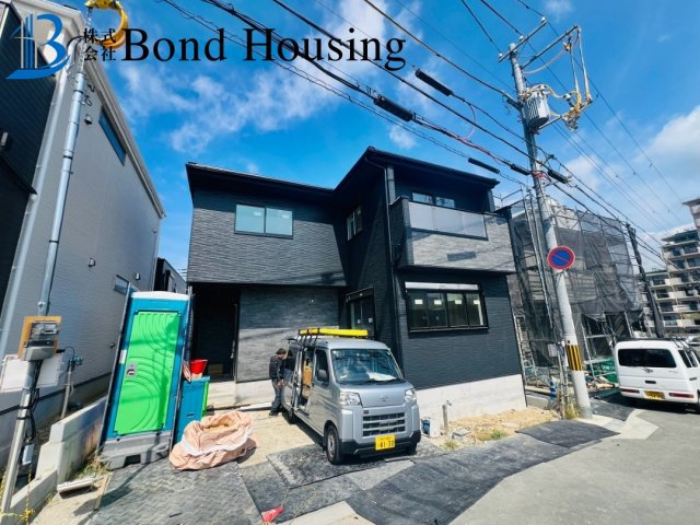 近隣買い物施設充実　清水が丘1期　新築6区画　3号棟の前面道路含む現地写真