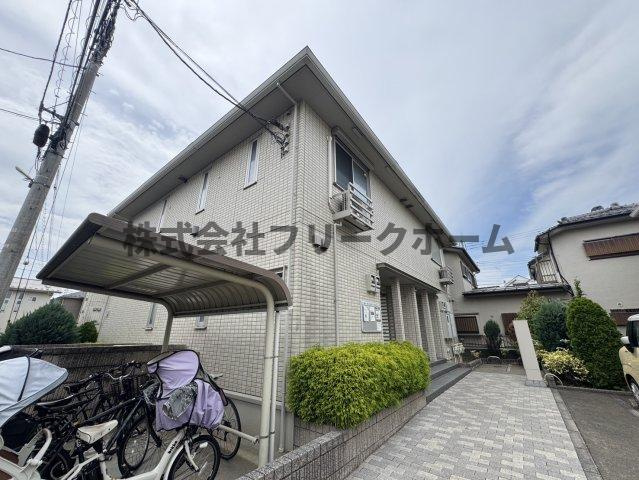三鷹市深大寺２丁目のアパートの外観