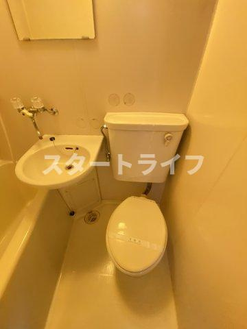 大阪市淀川区西中島３丁目の賃貸マンションのトイレ