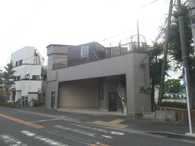 江戸川区篠崎町５丁目の倉庫