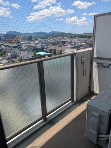 熊本市東区長嶺西２丁目の賃貸マンションのバルコニー