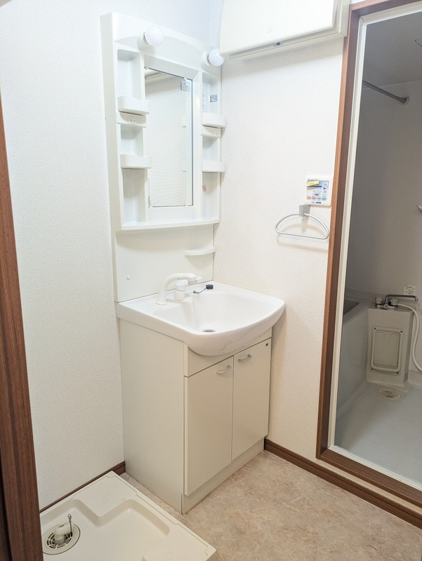 熊本市東区長嶺西２丁目の賃貸マンションの独立洗面台