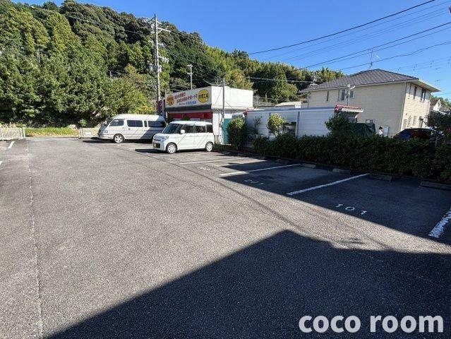 プリーマＩＴＡの駐車場