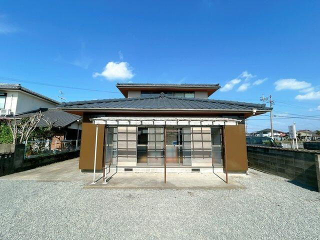 八代市高島町の中古一戸建の庭
