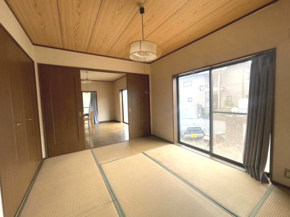 八街市沖　中古戸建の和室|平成10年5月築 4LDKメーターモジュール 駐車2台可 洋室約10帖 対面キッチン 閑静な分譲地内