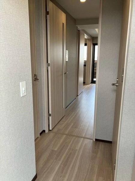 メイクスアート金山SOUTHの玄関