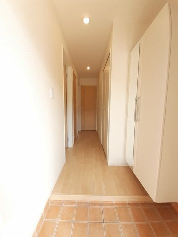 エスパス　ド　コンフォーⅡ　Ａの玄関|落ち着いた玄関です