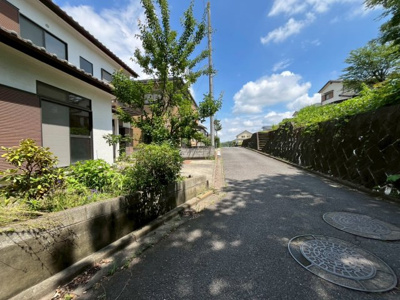 【前面道路含む現地写真】 | 高崎市山名町　中古住宅