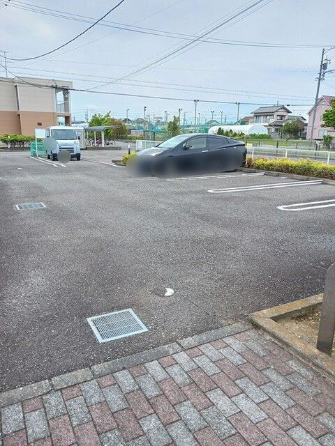 ミストラルの駐車場