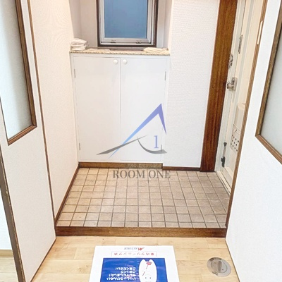 根茂ビルの玄関|玄関です。