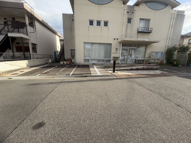 神戸市西区王塚台５丁目　土地の前面道路含む現地写真