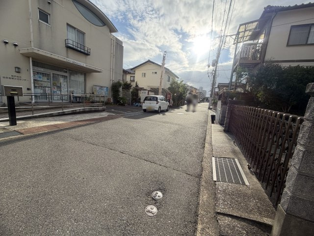 神戸市西区王塚台５丁目　土地の前面道路含む現地写真