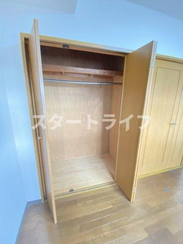大阪市東淀川区西淡路２丁目の賃貸マンションの収納