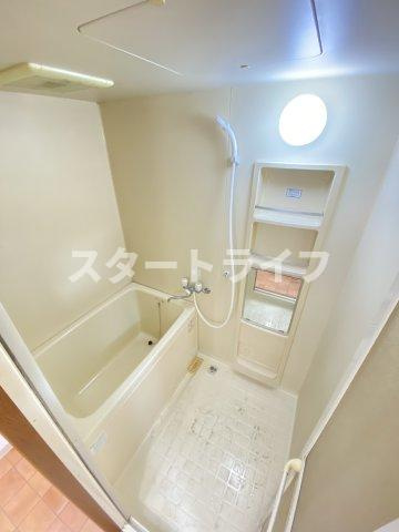 大阪市東淀川区西淡路２丁目の賃貸マンションの浴室
