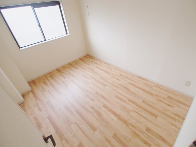 メゾンIDEの洋室