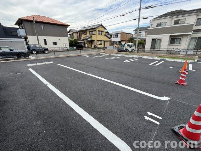 メゾン　グランツの駐車場