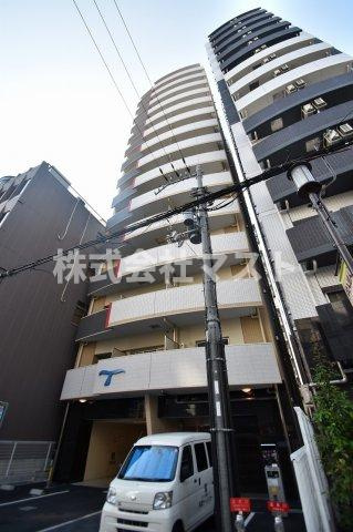 セレニテ堺筋本町プリエの外観