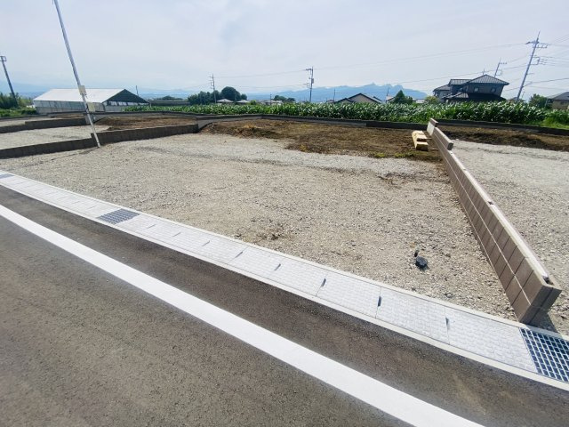 新築　前橋市富士見町時沢第５　4号棟の駐車場|現地写真　駐車スペースは並列4台分可能です！
