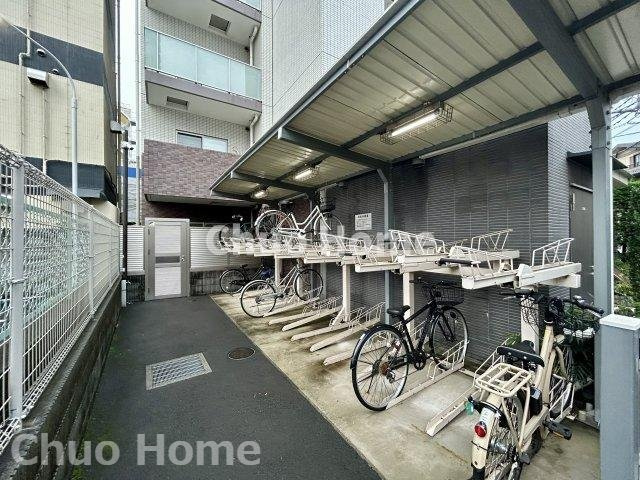 デュオステージ曳舟の駐輪場|【自転車置き場】最新の空き状況や費用などの詳細は担当スタッフまでお問い合わせください。