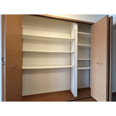 熊本市東区長嶺西２丁目の賃貸マンションの収納